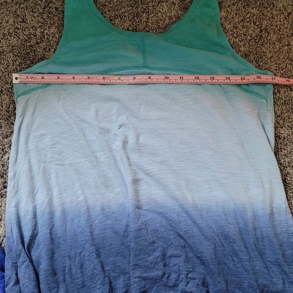 STUNNING 3 BLUE OLD NAVY TANK TOPS - Picture 7 of 9